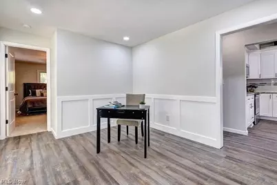 8078 Mentor Avenue, Mentor, OH 44060 - Photo 19