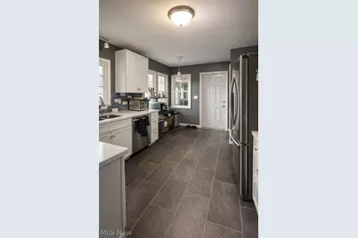 940 Treelane Drive, Ashtabula, OH 44004 - Photo 5