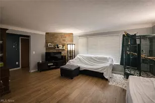 940 Treelane Dr, Ashtabula, OH 44004 - Photo 7