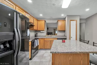 12804 Heritage Trail, North Royalton, OH 44133 - Photo 5