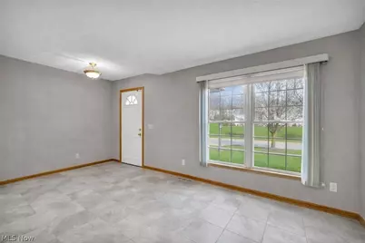 12804 Heritage Trail, North Royalton, OH 44133 - Photo 17