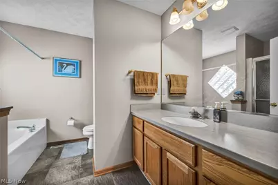 12804 Heritage Trail, North Royalton, OH 44133 - Photo 7