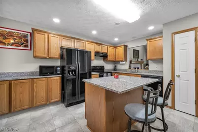 12804 Heritage Trail, North Royalton, OH 44133 - Photo 3