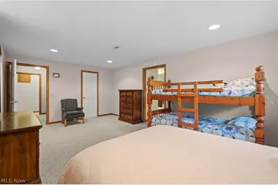 9418 Scottsdale Drive, Grandview Heights, OH 44147 - Photo 33