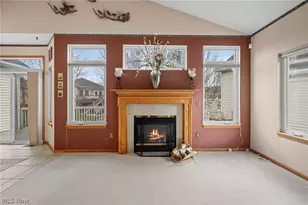 9418 Scottsdale Dr, Grandview Heights, OH 44147 - Photo 3