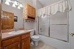 9418 Scottsdale Dr, Grandview Heights, OH 44147 - Photo 25