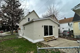 4881 E 85th St, Garfield Heights, OH 44125 - Photo 5