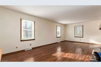 3245 Circle Court, Zanesville, OH 43701 - Photo 5