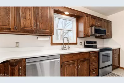 3245 Circle Court, Zanesville, OH 43701 - Photo 9