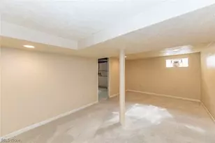 10822 Fortune Ave, Loveland, OH 44111 - Photo 17