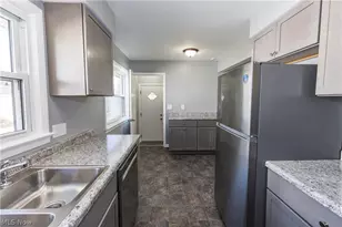 1132 Battles Ave, Akron, OH 44314 - Photo 11