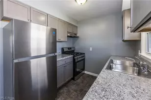 1132 Battles Ave, Akron, OH 44314 - Photo 15