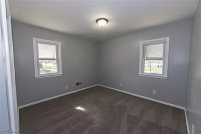 1132 Battles Avenue, Akron, OH 44314 - Photo 21