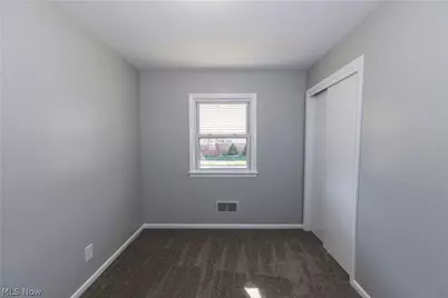 1132 Battles Avenue, Akron, OH 44314 - Photo 23