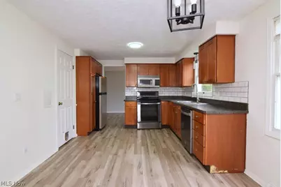 12395 Country Oaks Trail, Chardon, OH 44024 - Photo 9