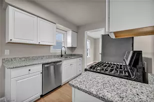 13539 Bennington Ave, Loveland, OH 44135 - Photo 21