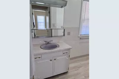 1901 Goodyear Boulevard, Akron, OH 44305 - Photo 11