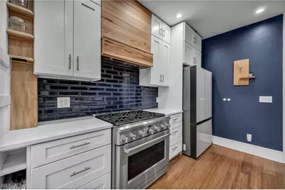 1302 Bonnieview Avenue, Oakwood, OH 44107 - Photo 9