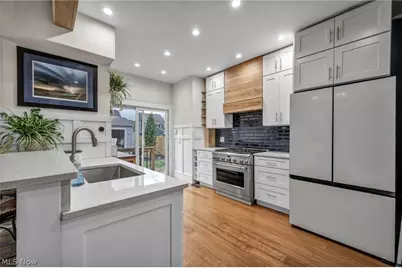 1302 Bonnieview Avenue, Oakwood, OH 44107 - Photo 11