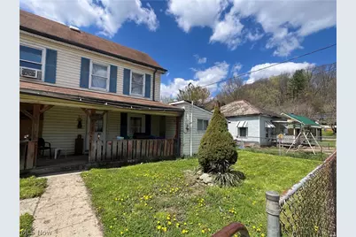 19 Locust Street, Glouster, OH 45732 - Photo 3