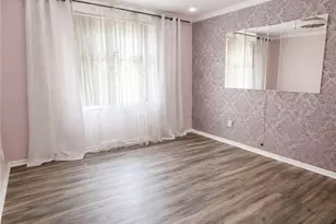 1372 Golden Gate Blvd, Mayfield Heights, OH 44124 - Photo 3