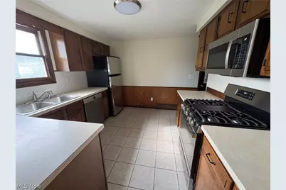 408 Annis Road, South Amherst, OH 44001 - Photo 13