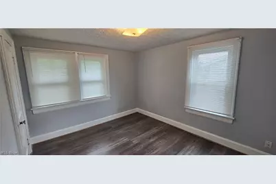 914 Dan Street, Akron, OH 44310 - Photo 11
