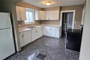 914 Dan St, Akron, OH 44310 - Photo 7