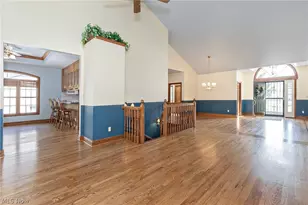 2002 Fox Trace Trail, Cuyahoga Falls, OH 44223 - Photo 9