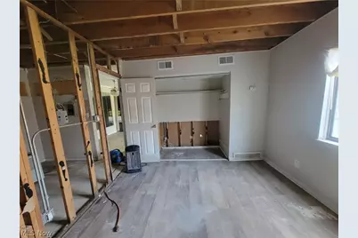 16080 Maple Heights Boulevard #101, Maple Heights, OH 44137 - Photo 11