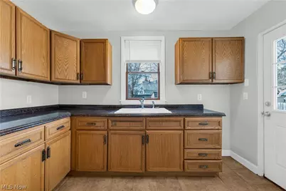 1434 Ridgewood Avenue, Oakwood, OH 44107 - Photo 11