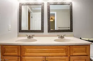 18267 Walnut Dr, Strongsville, OH 44149 - Photo 25