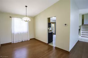 18267 Walnut Dr, Strongsville, OH 44149 - Photo 5