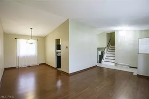 18267 Walnut Dr, Strongsville, OH 44149 - Photo 3