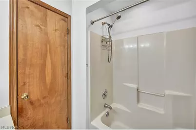 5279 Creekside Boulevard #07, Brunswick, OH 44212 - Photo 25