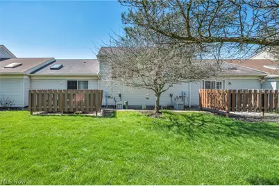 5279 Creekside Boulevard #07, Brunswick, OH 44212 - Photo 33