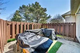 5279 Creekside Blvd, Brunswick, OH 44212 - Photo 35