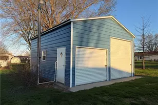 22179 Valley View Dr, West Lafayette, OH 43845 - Photo 31