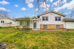 3786 Bryant Dr, Youngstown, OH 44511 - Photo 3