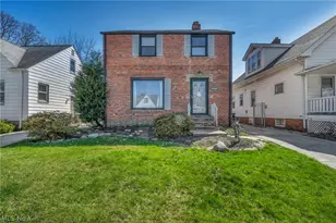 4911 Tuxedo Ave, Parma, OH 44134 - Photo 3