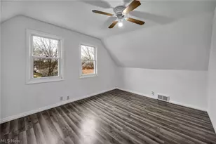 12831 Carrington Ave, Loveland, OH 44135 - Photo 17