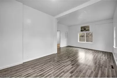 12831 Carrington Avenue, Loveland, OH 44135 - Photo 9