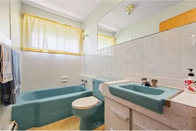 14560 Cenfield Street NE, Alliance, OH 44601 - Photo 25