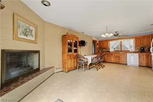 14560 Cenfield St NE, Alliance, OH 44601 - Photo 3