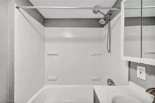 6171 Lee Rd, North Ridgeville, OH 44039 - Photo 29