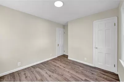 10318 Thrush Avenue, Loveland, OH 44111 - Photo 23