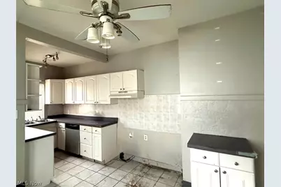 11918 Buckingham Avenue, Loveland, OH 44120 - Photo 5