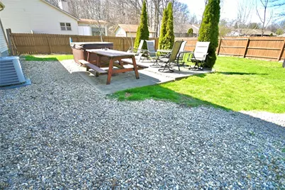 4942 Signature Circle, Austintown, OH 44515 - Photo 5