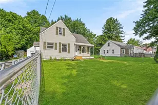 1146 Packard Dr, Akron, OH 44320 - Photo 3