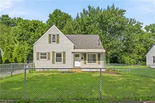 1146 Packard Dr, Akron, OH 44320 - Photo 3